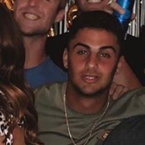 Meet your Posher, Zachary